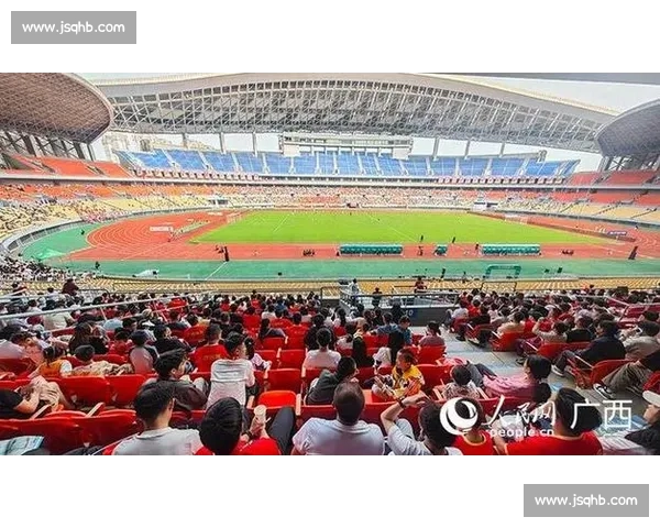 广西恒宸加冕中乙冠军!1.6 万人见证八桂足球历史性时刻 广西恒宸加冕中乙冠军!1.6 万人见证八桂足球历史性时刻