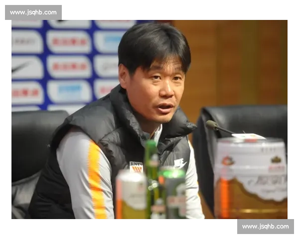 李霄鹏:球迷当存宽容心,球员亦有难言之隐 李霄鹏:球迷当存宽容心,球员亦有难言之隐